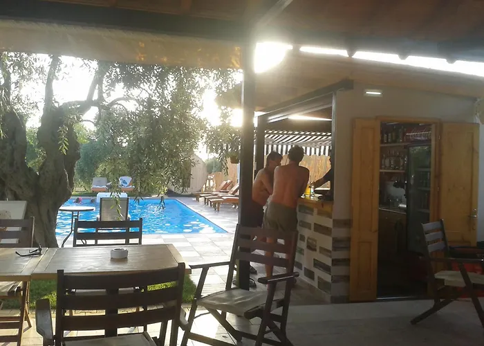 Mythos Bungalows
