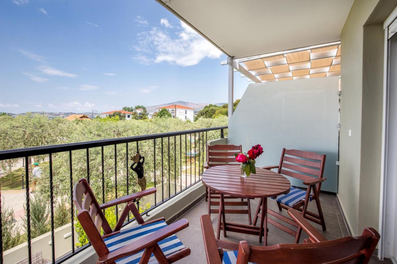 Mythos Apartment *